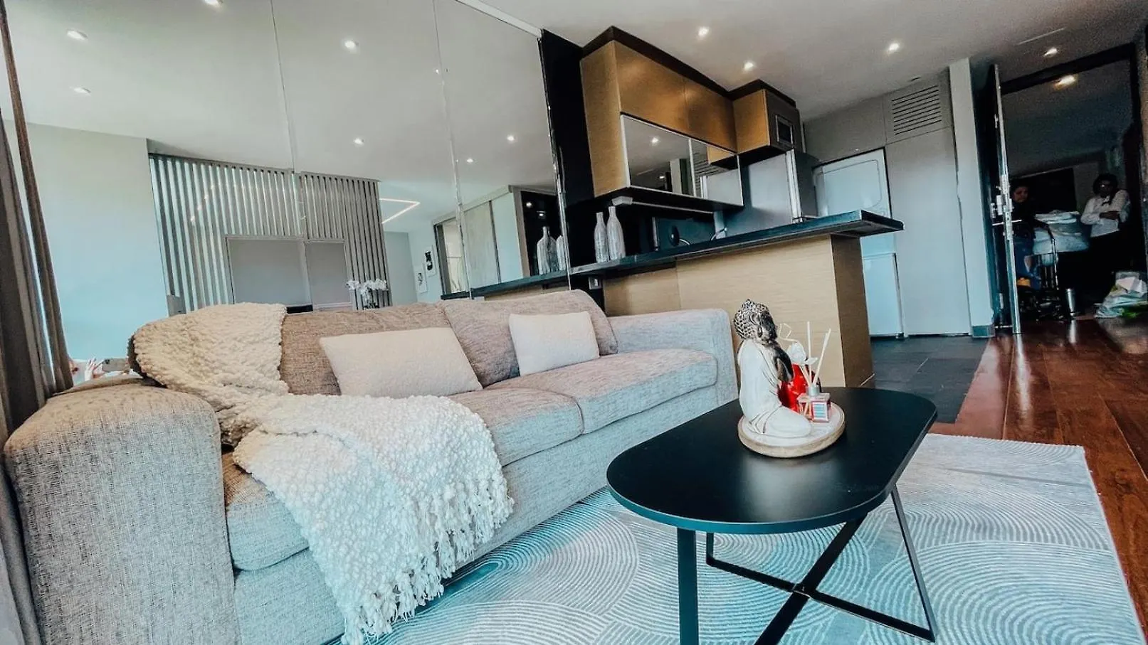 Amazing Luxury 1 Bedroom Gym & Pool Provenza 704 Medellin