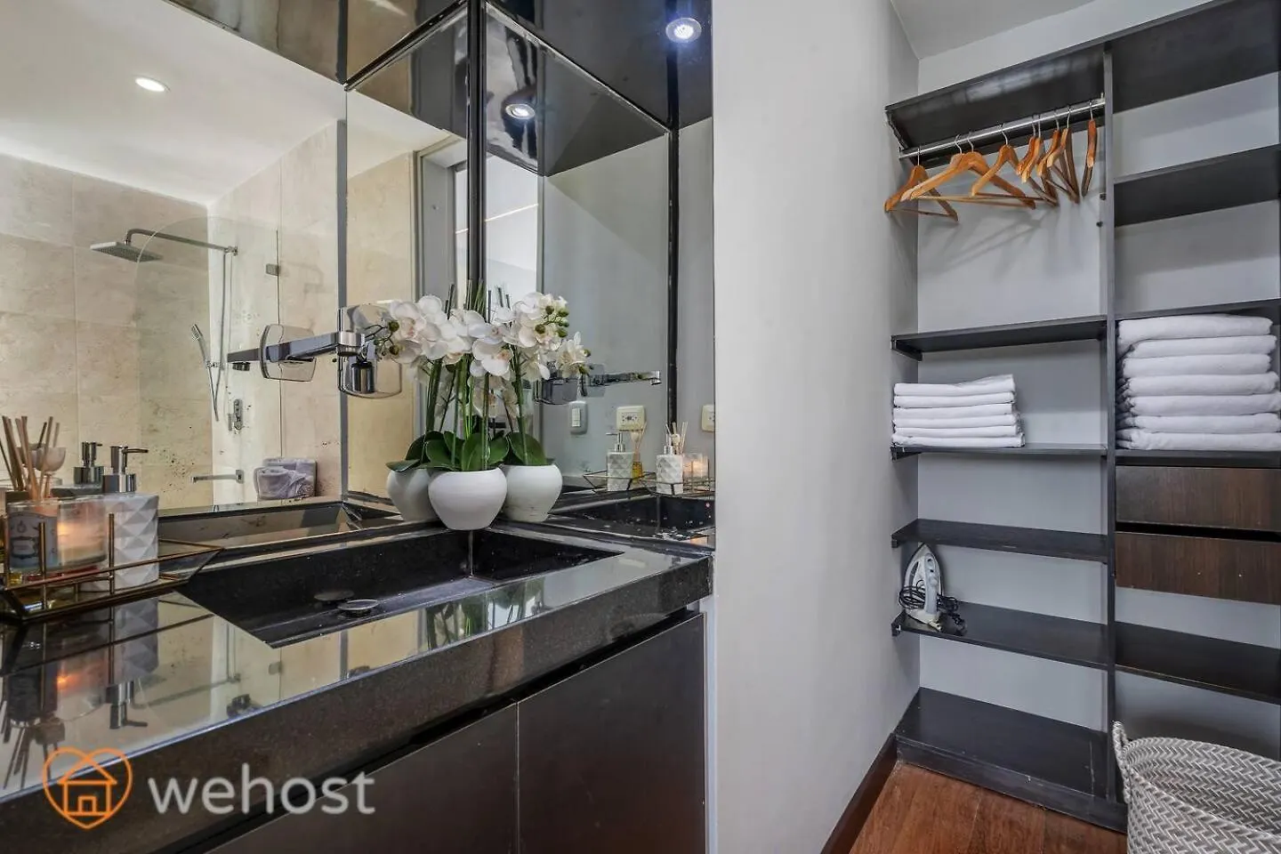 Apartment Amazing Luxury 1 Bedroom Gym & Pool Provenza 704 Medellin