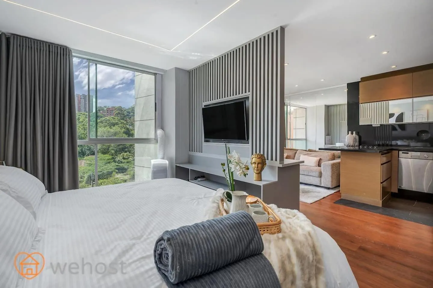 Amazing Luxury 1 Bedroom Gym & Pool Provenza 704 Medellin Apartment