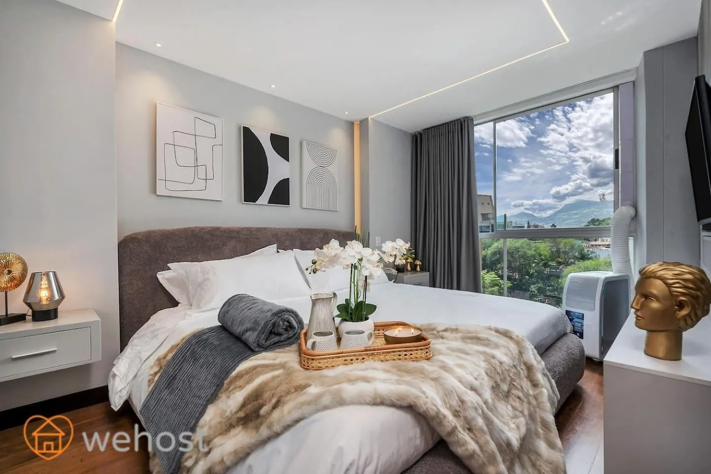 Amazing Luxury 1 Bedroom Gym & Pool Provenza 704 Medellin Colombia