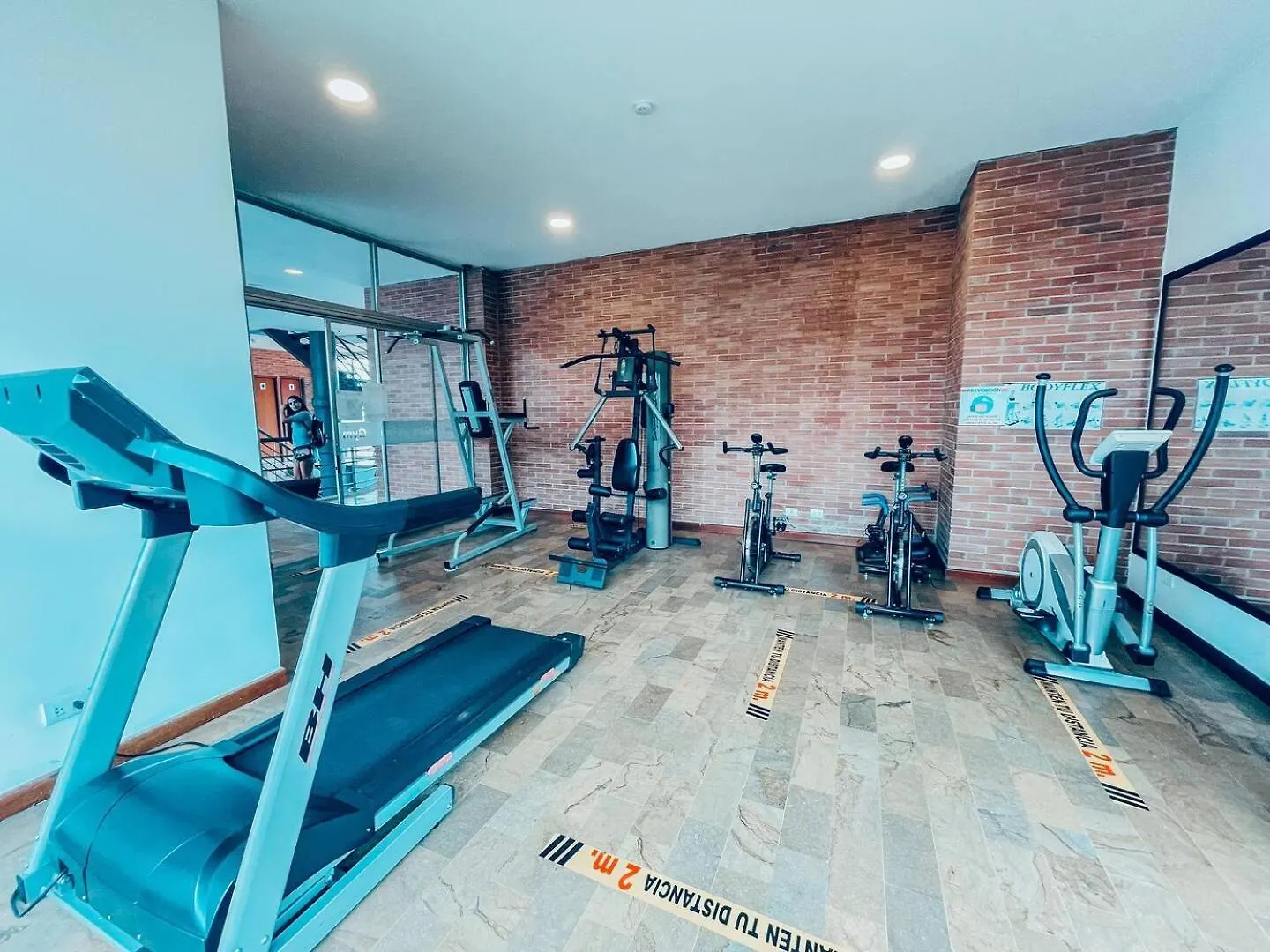 Amazing Luxury 1 Bedroom Gym & Pool Provenza 704 Medellin