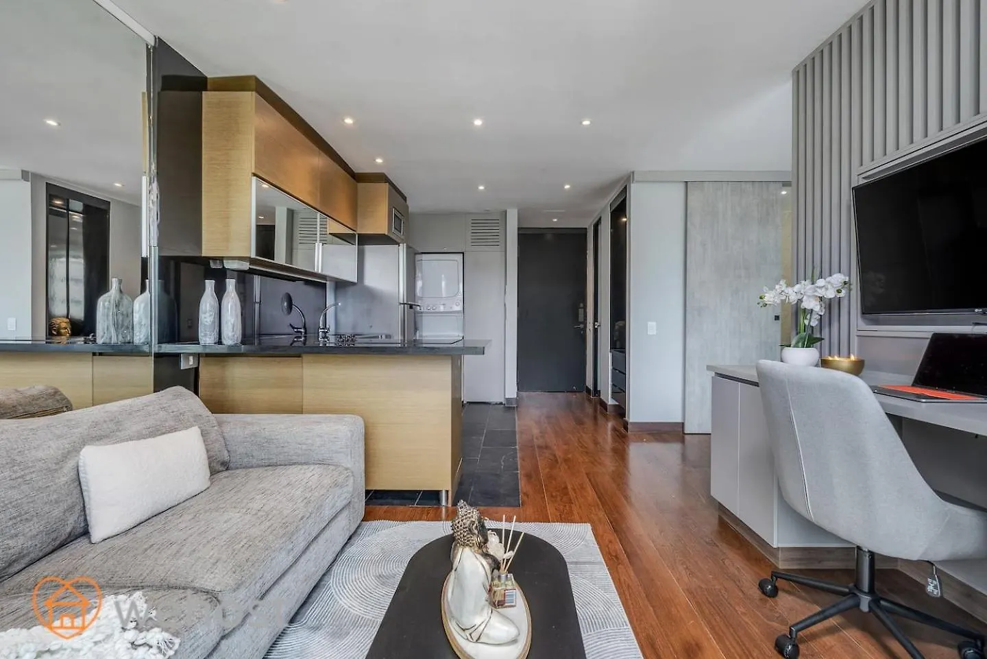 Amazing Luxury 1 Bedroom Gym & Pool Provenza 704 Medellin